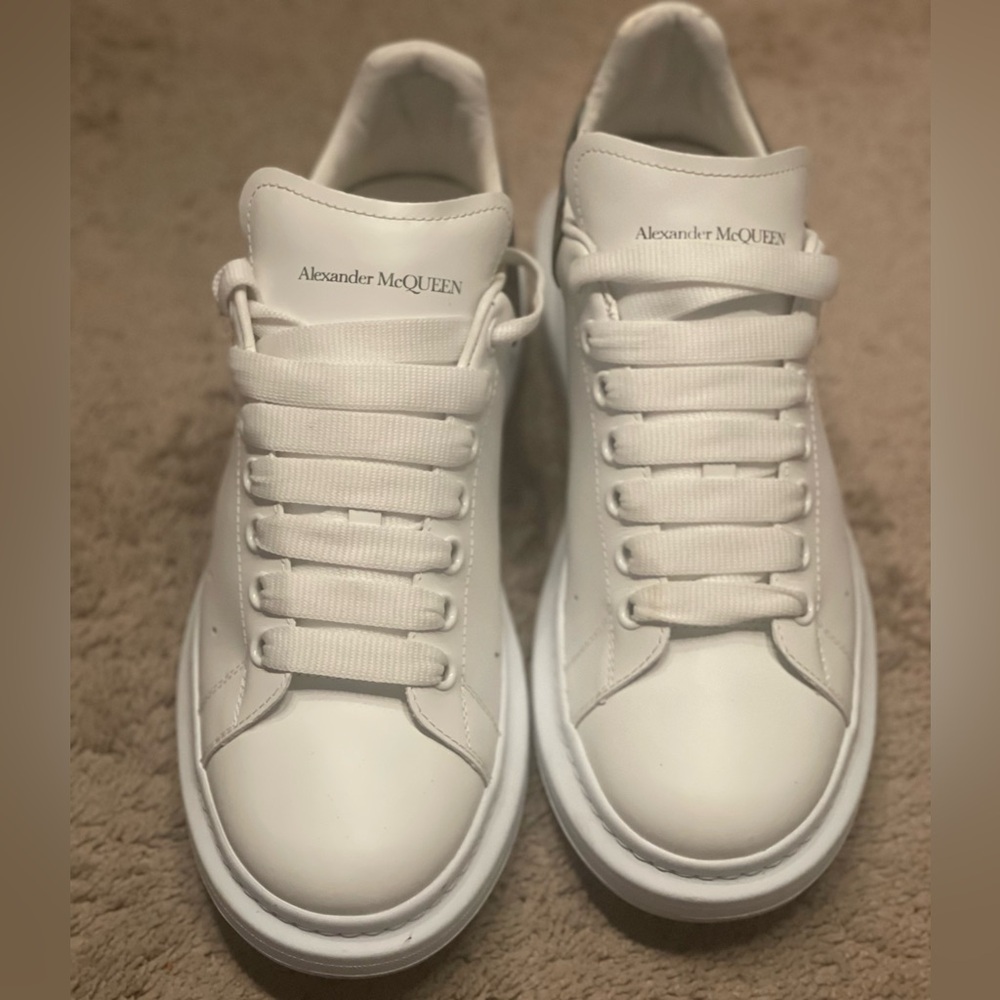 Men’s Alexander McQueen Sneakers Size 10 like new only worn once